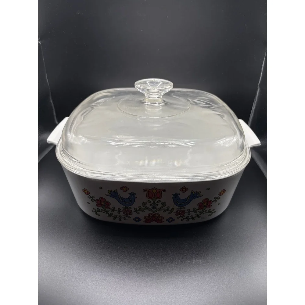 Corning Ware Country Festival Blue Bird Casserole Dish with Glass Lid 2.5 Quart
